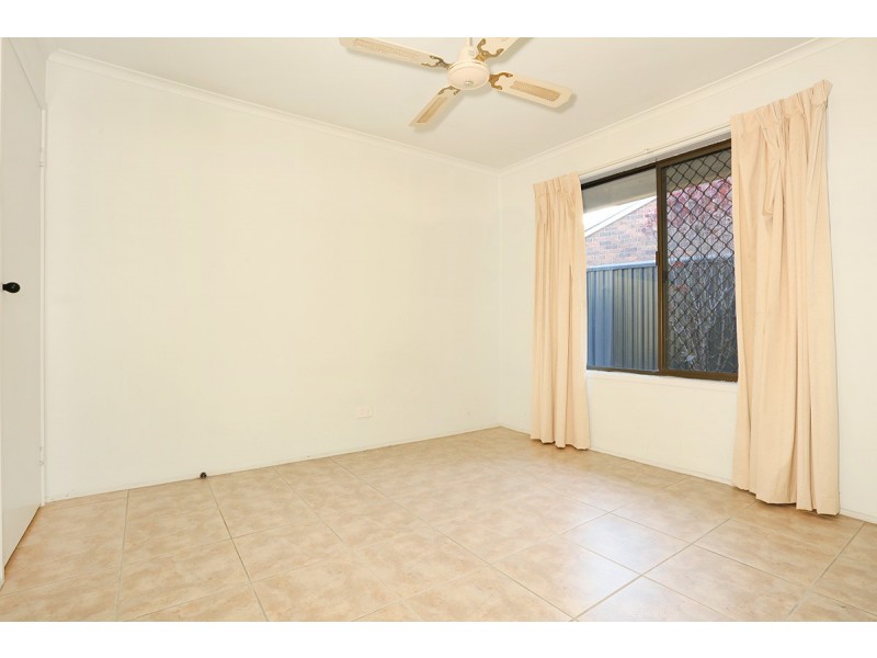 7 Guthrie Parade, Carrara QLD 4211