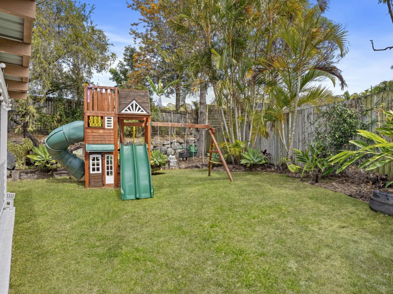 2/74 Village Way, Oxenford QLD 4210