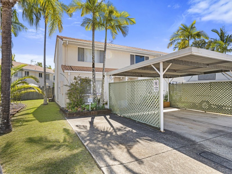 49/125 Pappas Way, Carrara QLD 4211