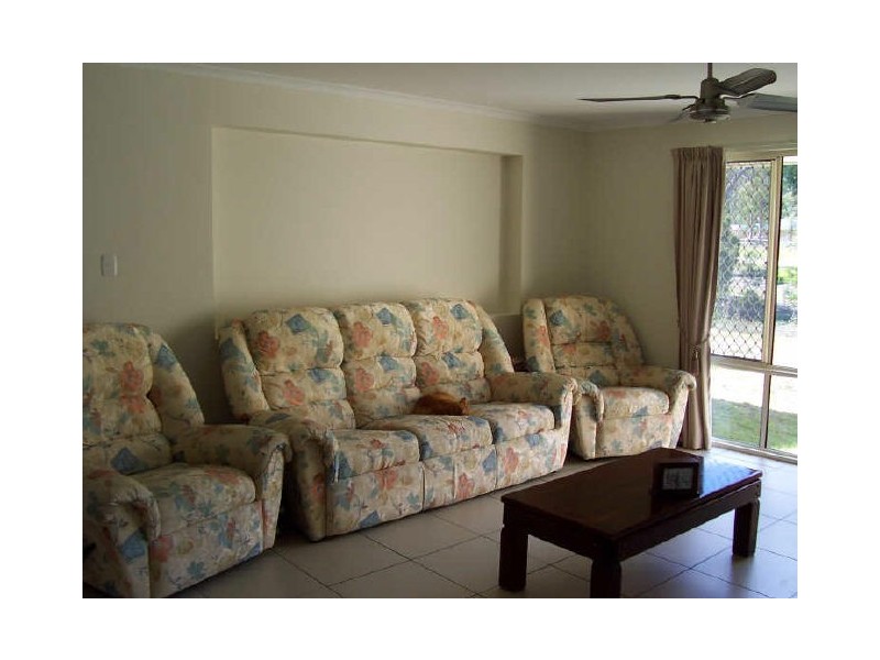 7 Crystal Springs Court, Maudsland QLD 4210