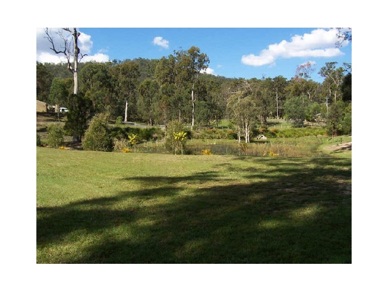 7 Crystal Springs Court, Maudsland QLD 4210