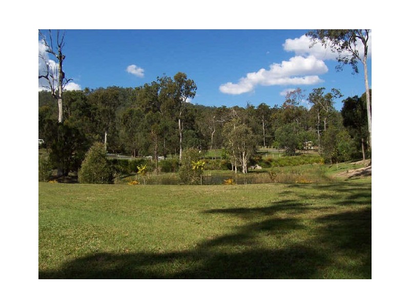 7 Crystal Springs Court, Maudsland QLD 4210