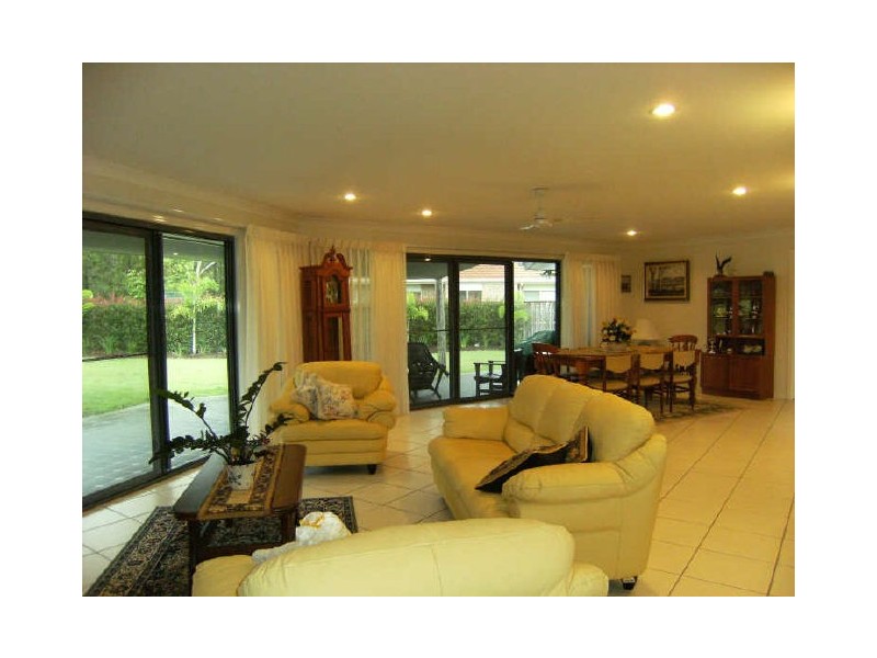18 Nathanvale Drive, Mount Nathan QLD 4211