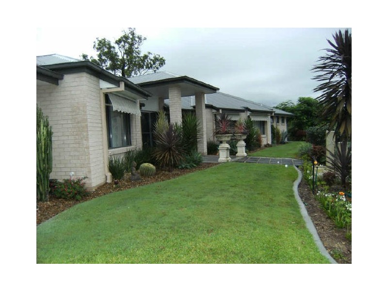 18 Nathanvale Drive, Mount Nathan QLD 4211