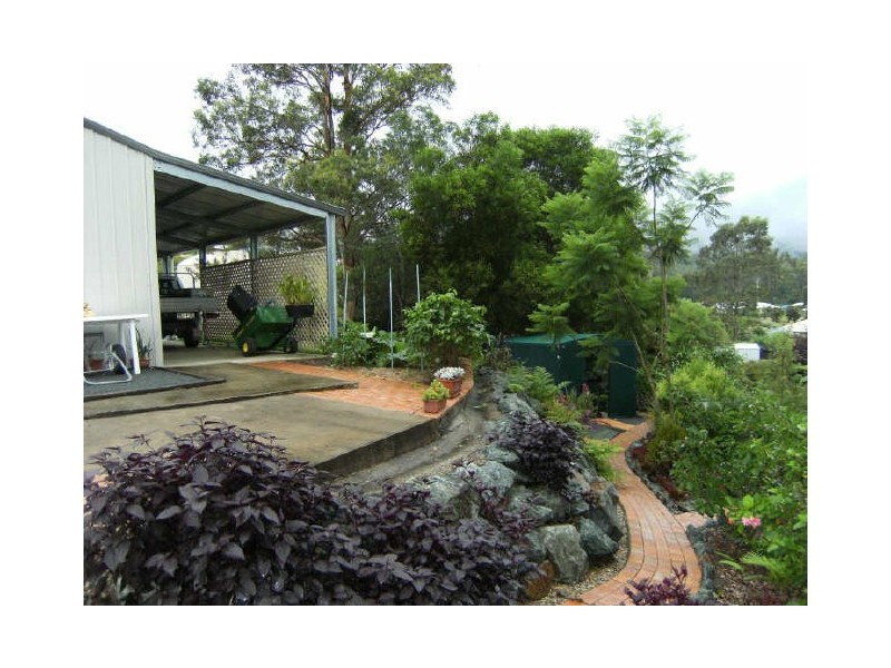 18 Nathanvale Drive, Mount Nathan QLD 4211