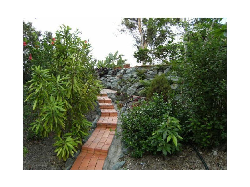 18 Nathanvale Drive, Mount Nathan QLD 4211