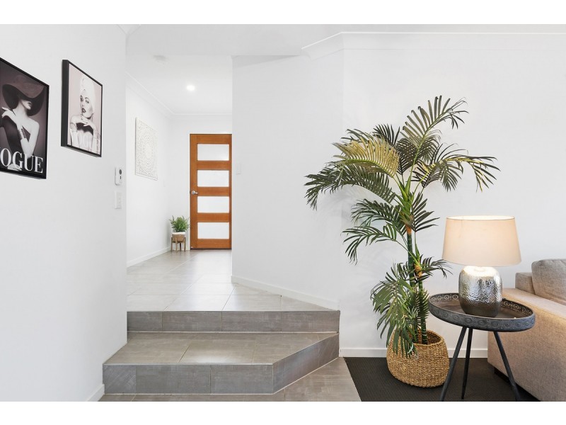 14 Lady Musgrave Drive, Springfield Lakes QLD 4300