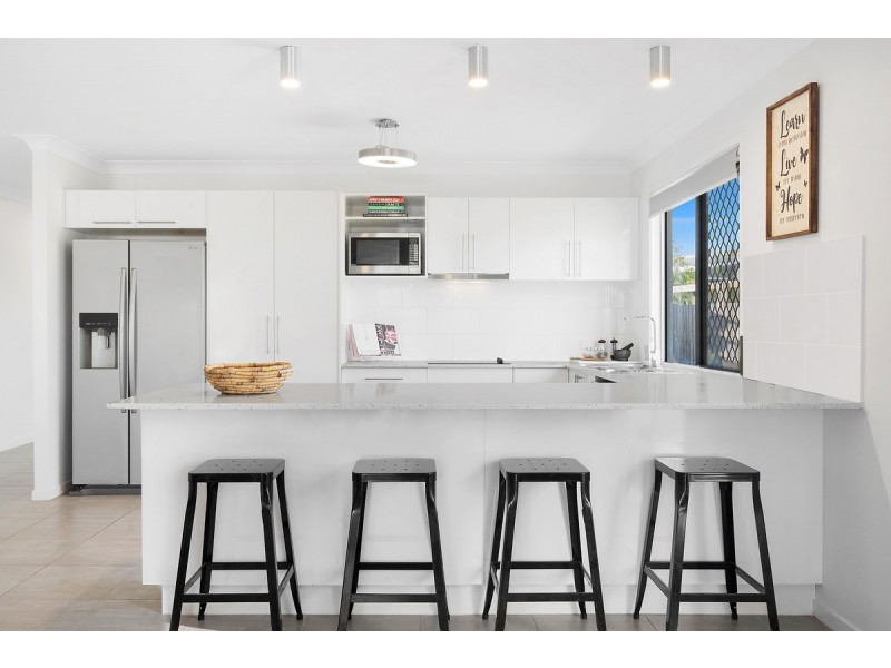 14 Lady Musgrave Drive, Springfield Lakes QLD 4300