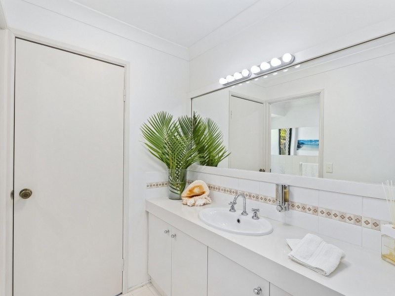 28 Balfour Crescent, Highland Park QLD 4211