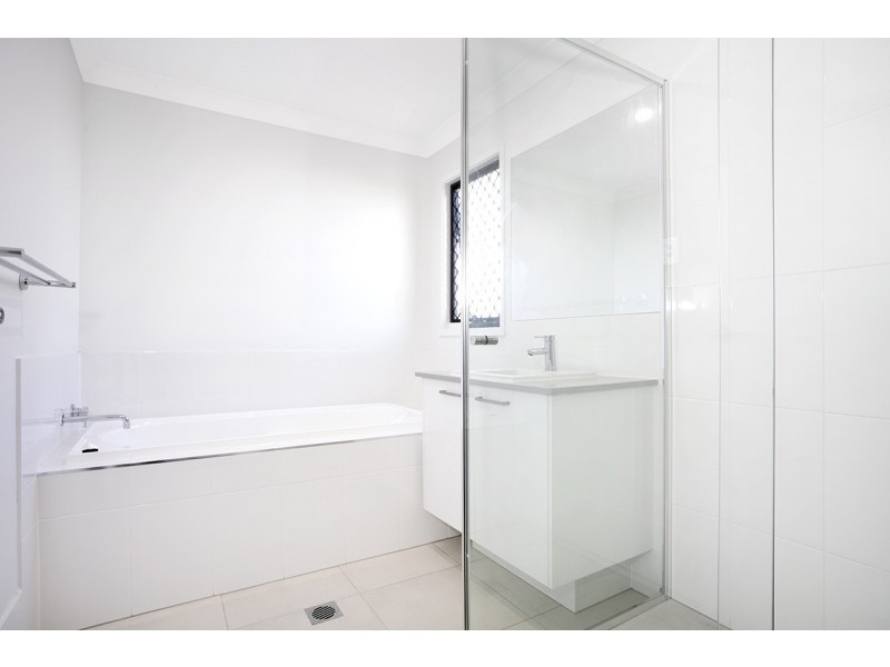 1 Fitzroy Street, Holmview QLD 4207