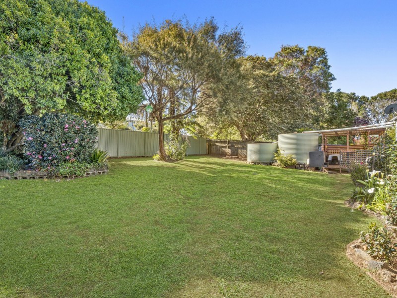 10 Lloyds Road, Springbrook QLD 4213