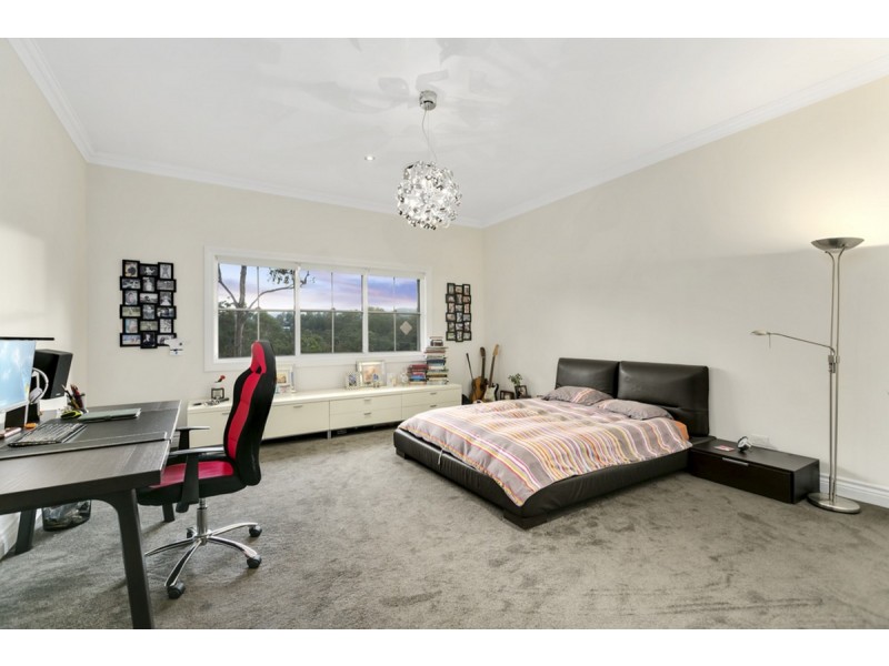 1 Carole Drive, Nerang QLD 4211