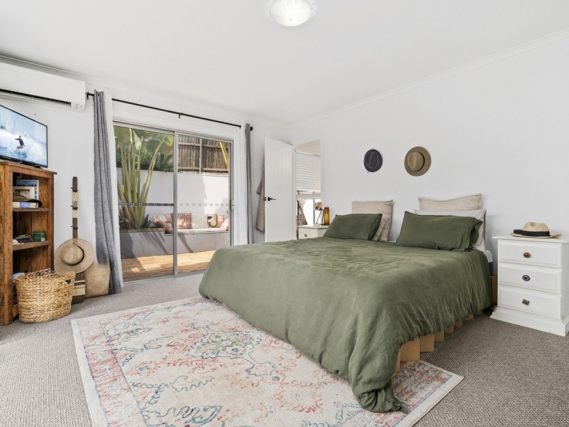 16 Bartlett Avenue, Nerang QLD 4211