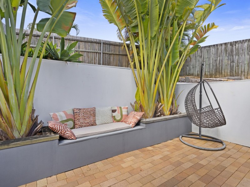 16 Bartlett Avenue, Nerang QLD 4211