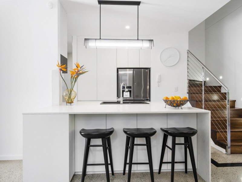 2/11 Cezaire Avenue, Varsity Lakes QLD 4227