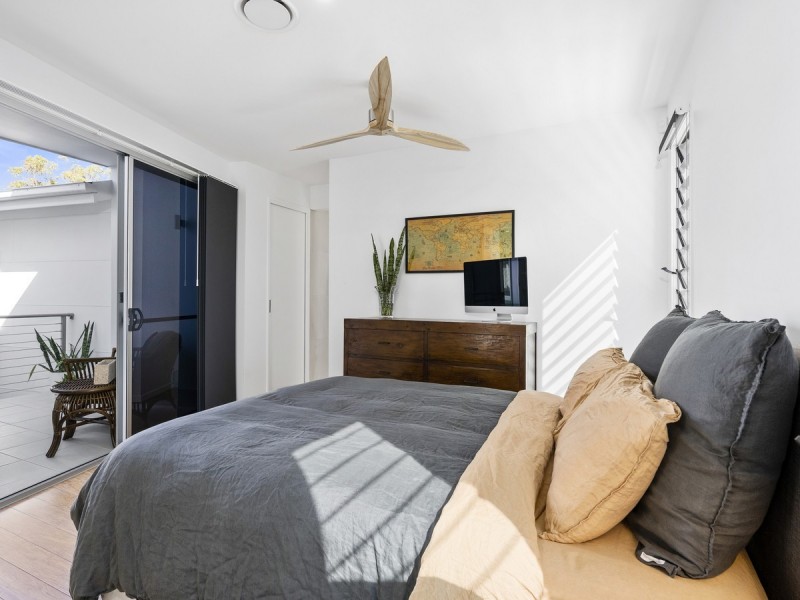 2/11 Cezaire Avenue, Varsity Lakes QLD 4227