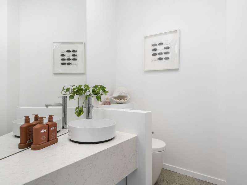 2/11 Cezaire Avenue, Varsity Lakes QLD 4227