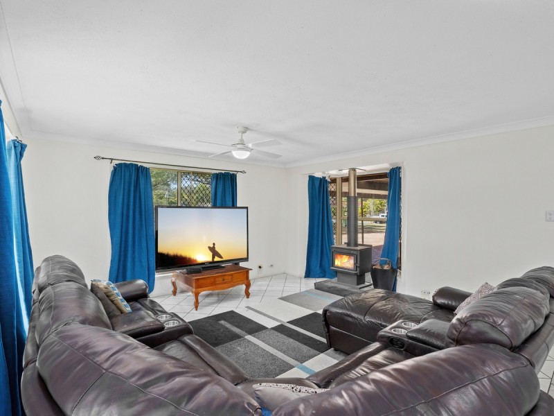 10 Jade Stone Court, Carrara QLD 4211