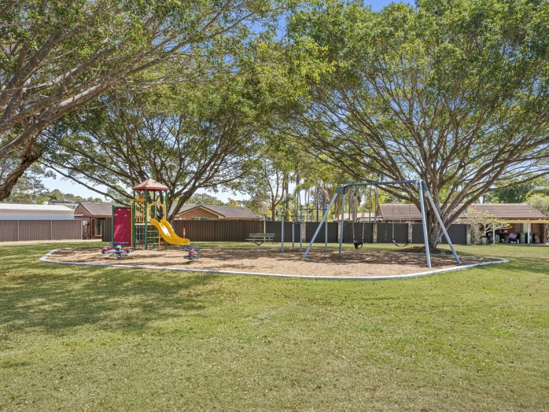 10 Jade Stone Court, Carrara QLD 4211