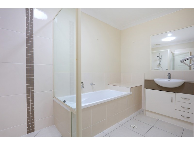 6/1 Freestone Drive, Upper Coomera QLD 4209
