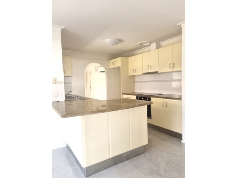 19 Oceanic Drive, Mermaid Waters QLD 4218