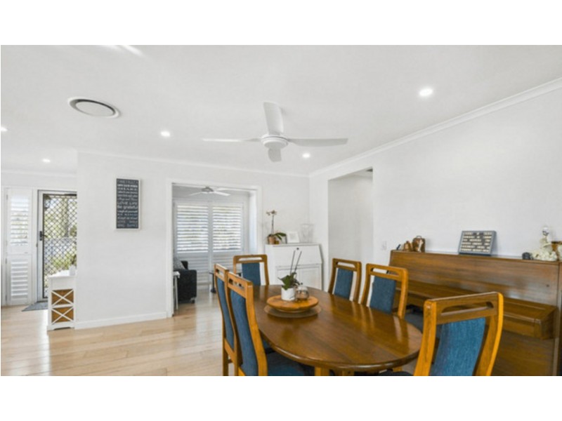 188 Alexander Drive, Highland Park QLD 4211