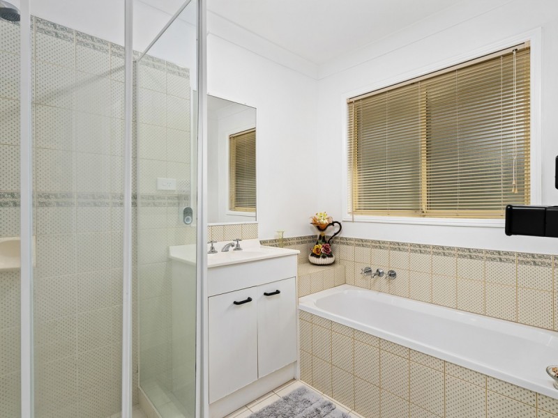 765 Ashmore Road, Molendinar QLD 4214