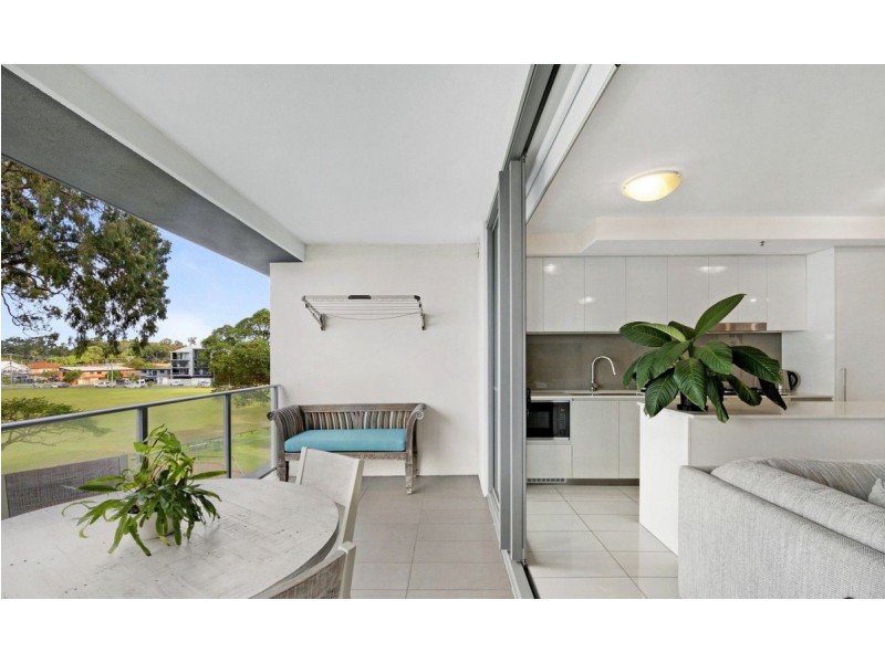 306/378 Marine Parade, Labrador QLD 4215