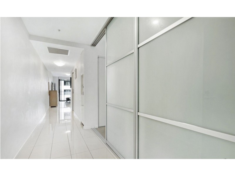 306/378 Marine Parade, Labrador QLD 4215