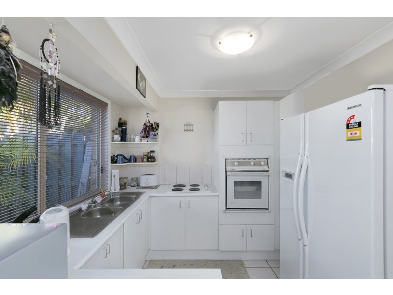 1/14 Mackellar Drive, Nerang QLD 4211