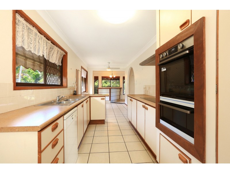 6 Colrene Drive, Nerang QLD 4211