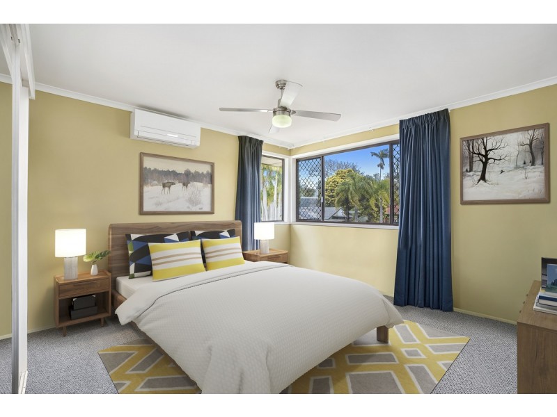 2 Perth Square, Highland Park QLD 4211