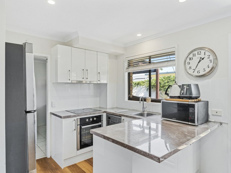 15/18-21 St Kevins Avenue, Benowa QLD 4217