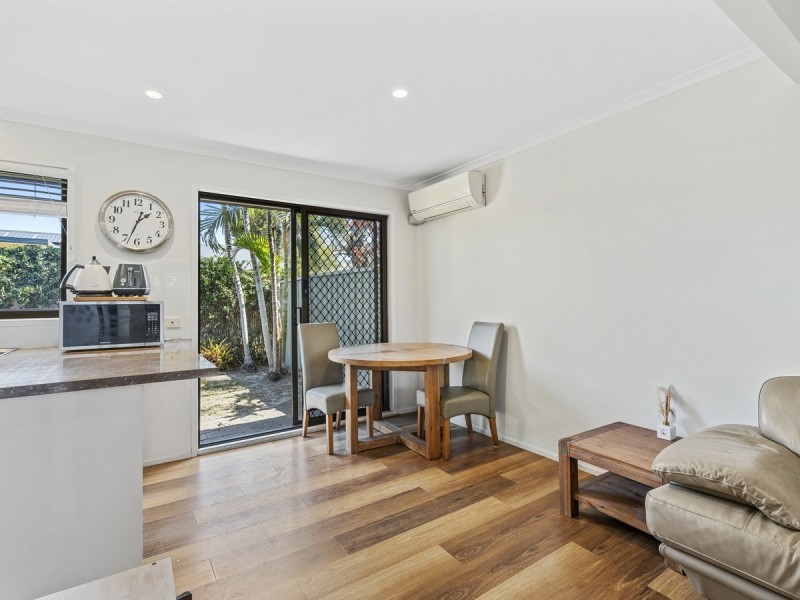 15/18-21 St Kevins Avenue, Benowa QLD 4217