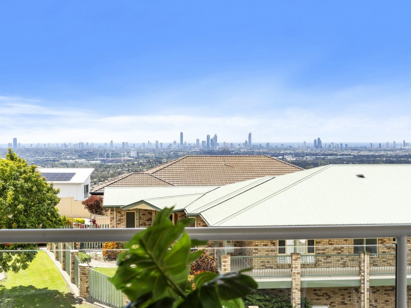 24 Ballah Crescent, Highland Park QLD 4211