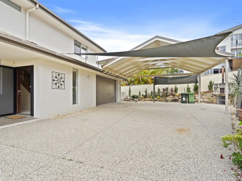24 Ballah Crescent, Highland Park QLD 4211