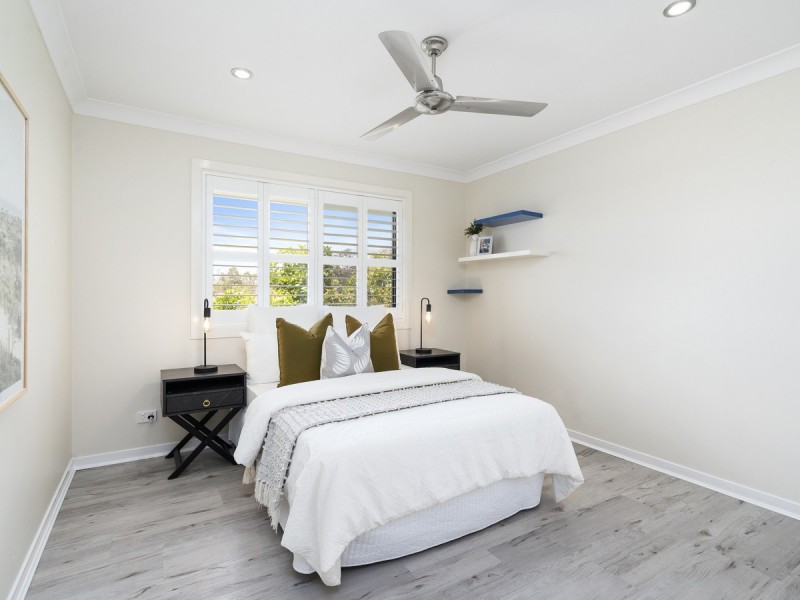 24 Ballah Crescent, Highland Park QLD 4211