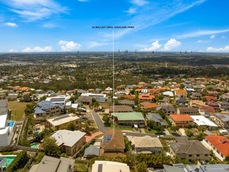 24 Ballah Crescent, Highland Park QLD 4211