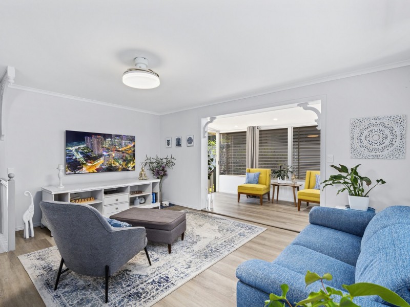 9 Paradise Street, Nerang QLD 4211