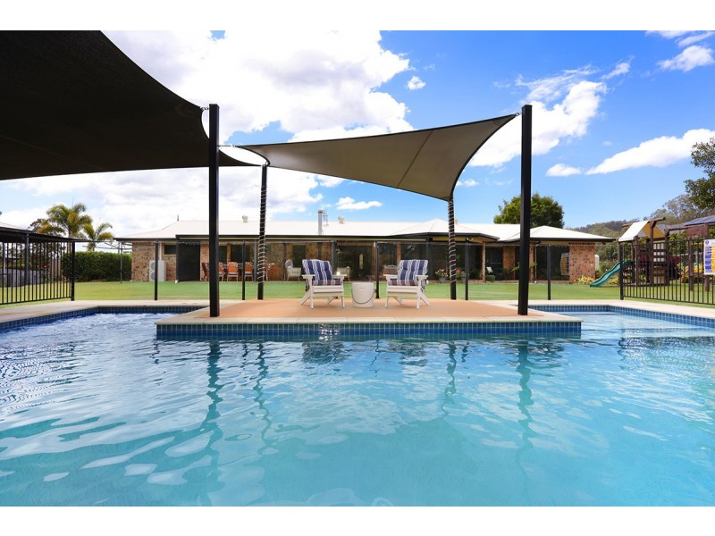 6 Lookout Place, Mount Nathan QLD 4211