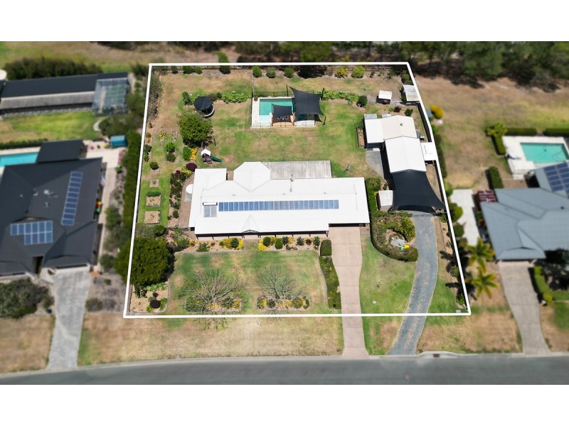 6 Lookout Place, Mount Nathan QLD 4211