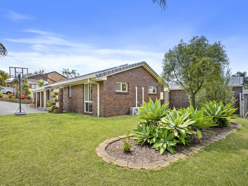 29 Mcleod Street, Highland Park QLD 4211