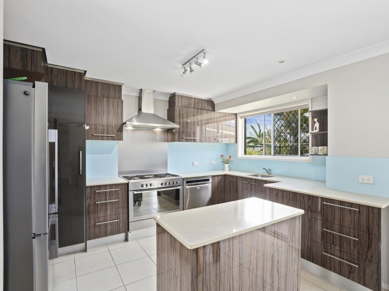 29 Mcleod Street, Highland Park QLD 4211