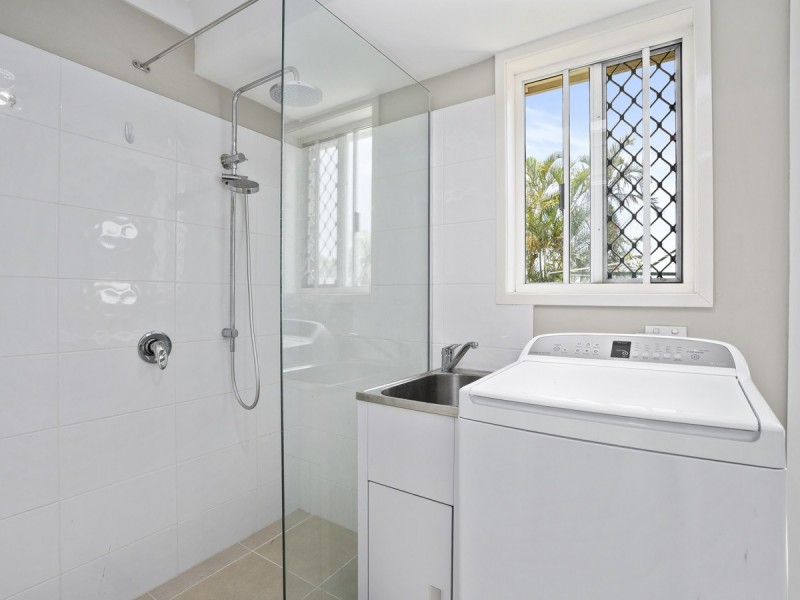 29 Mcleod Street, Highland Park QLD 4211