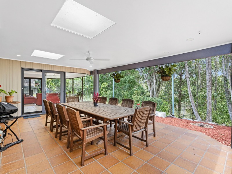 27 Bartlett Avenue, Nerang QLD 4211