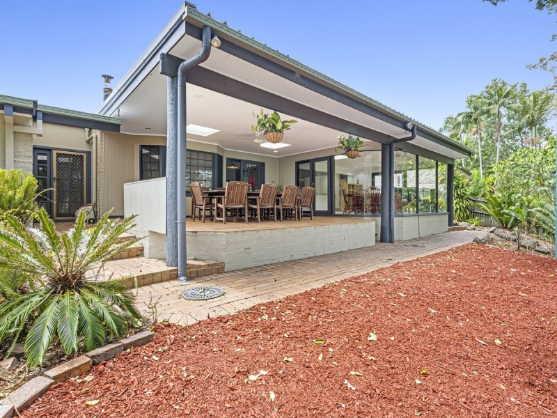 27 Bartlett Avenue, Nerang QLD 4211