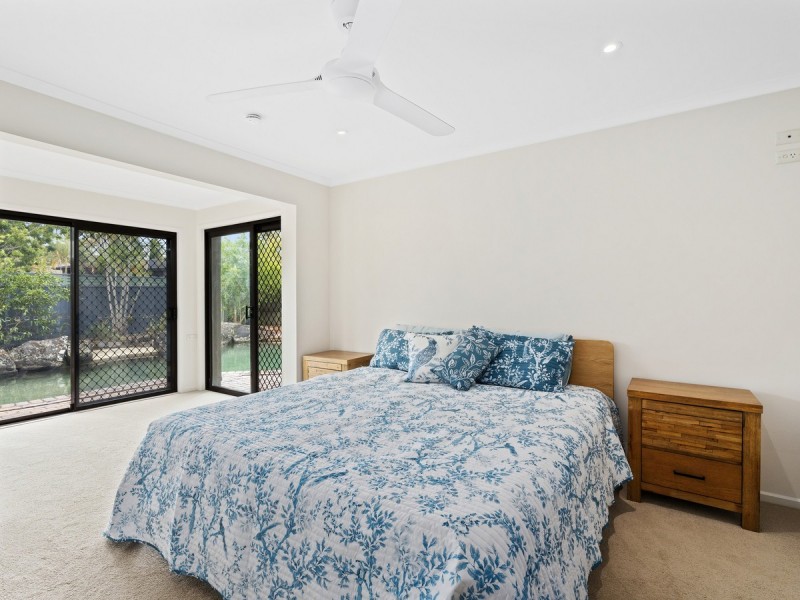 27 Bartlett Avenue, Nerang QLD 4211