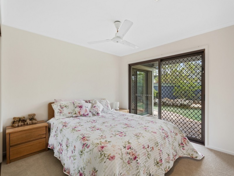 27 Bartlett Avenue, Nerang QLD 4211