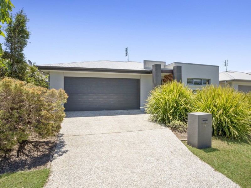 7 Mala Court, Coomera QLD 4209