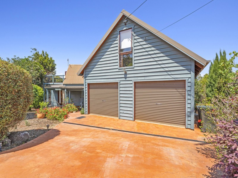 4 Poplar Court, Beechmont QLD 4211